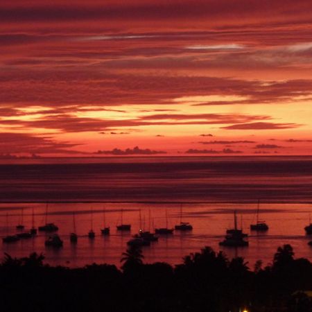 Maeva Sunset View Hotel Punaauia  Eksteriør billede