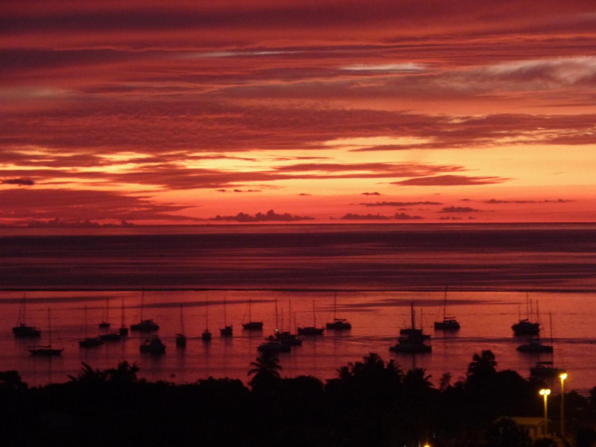 Maeva Sunset View Hotel Punaauia  Eksteriør billede
